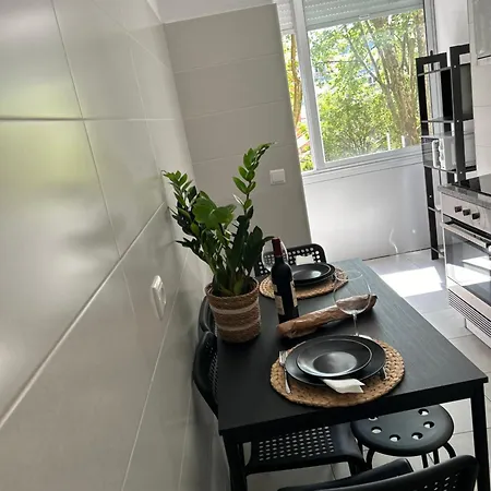 Acolhedor Em Apartmán *